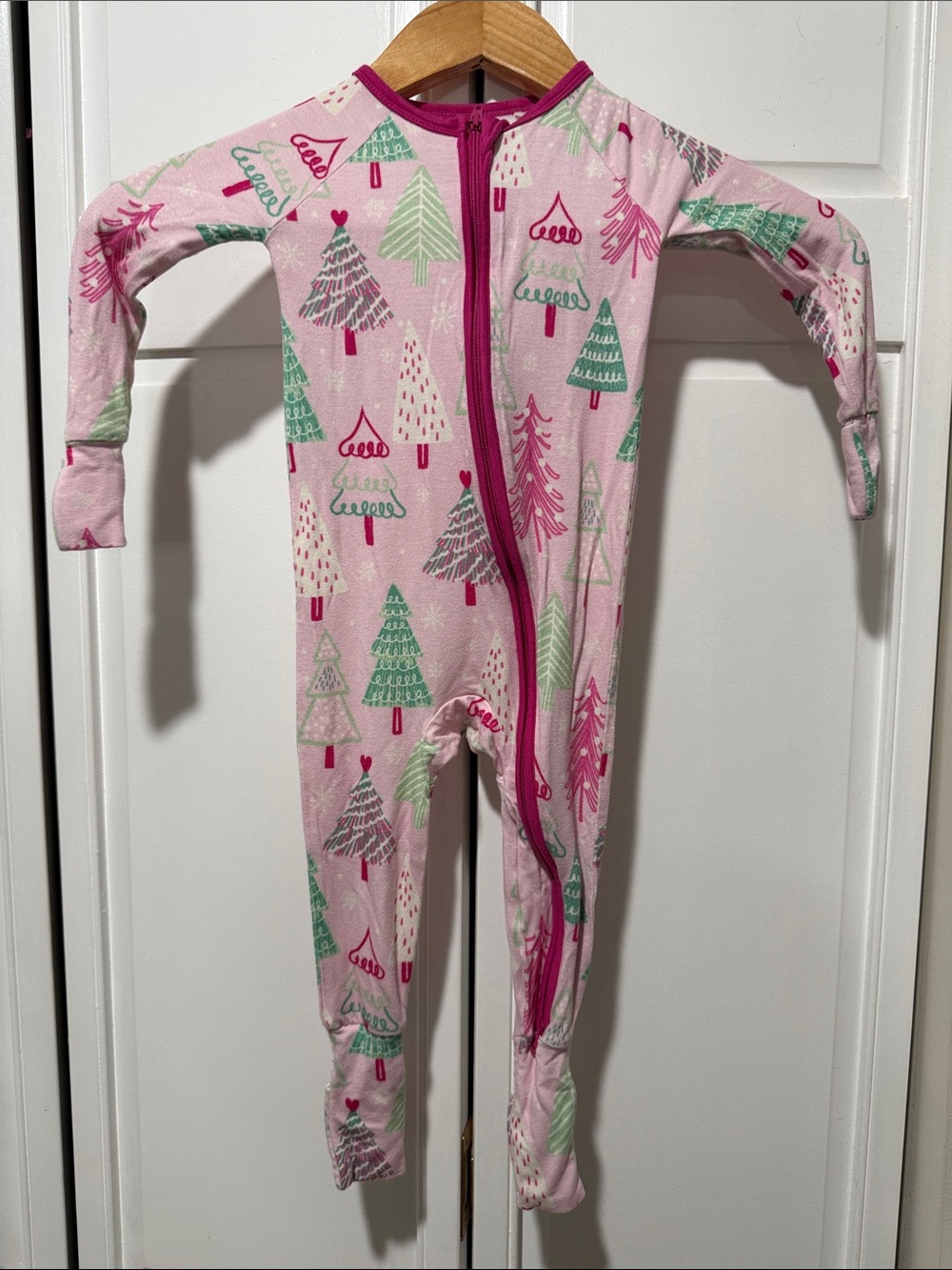 Girls Pink Tree-Print Footed One-Piece Pajama with Front Zip